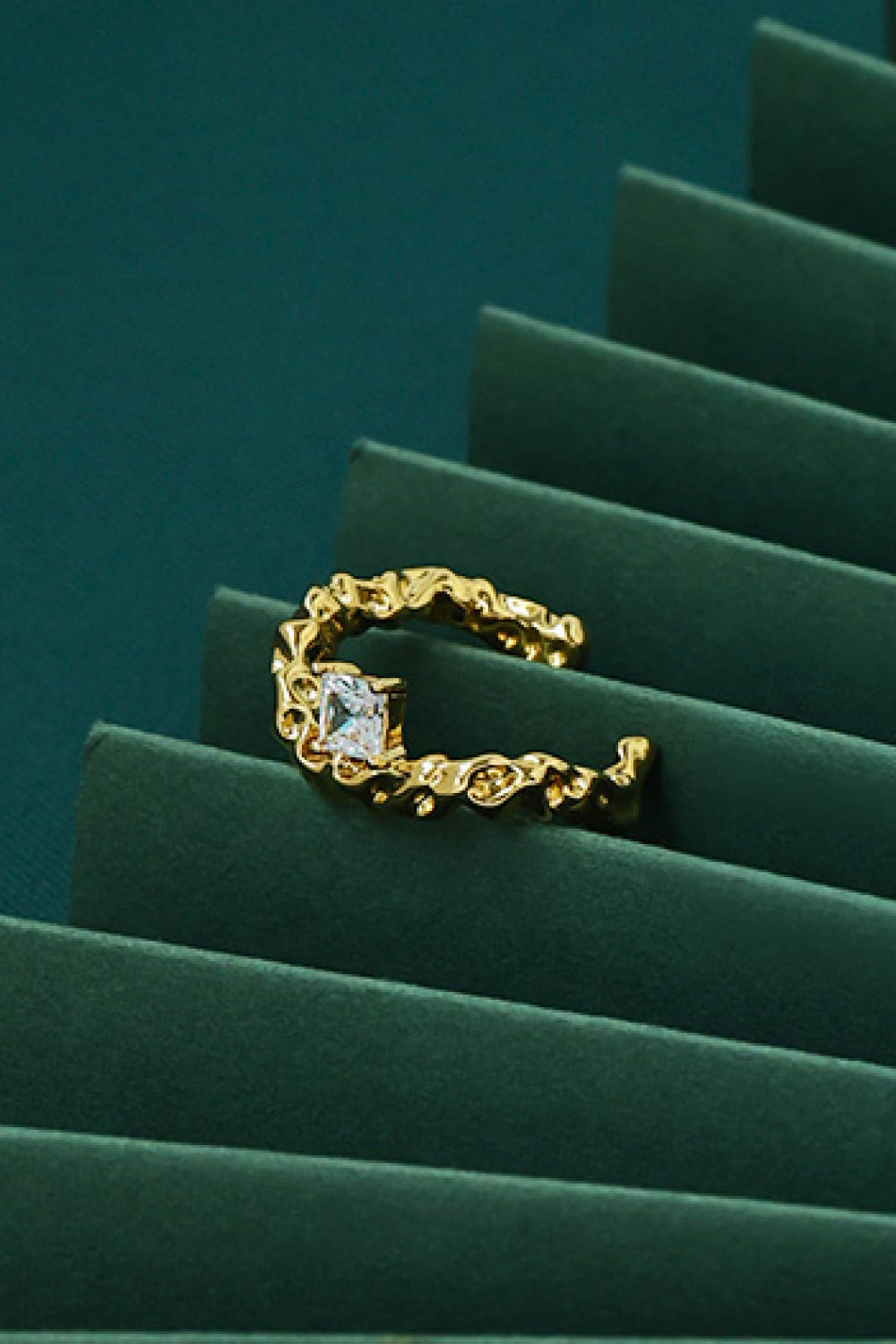 Inlaid Rhinestone Ring in Gold