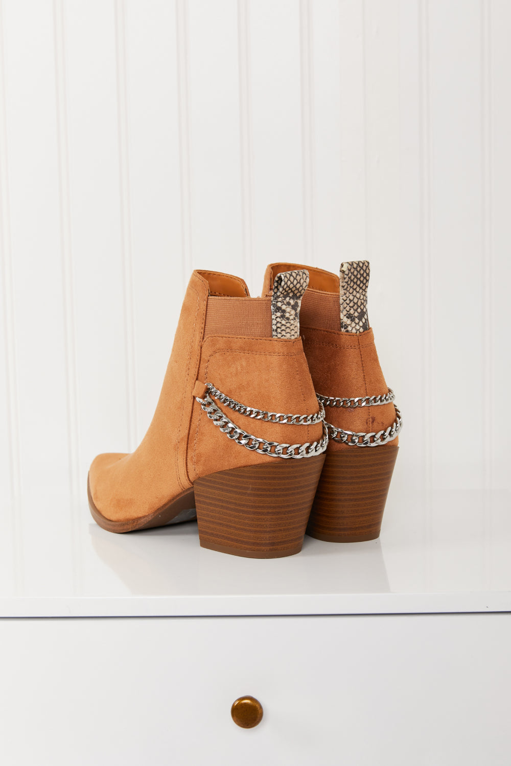 Fortune Dynamic Westside Pointed Toe Chain Detail Ankle Booties
