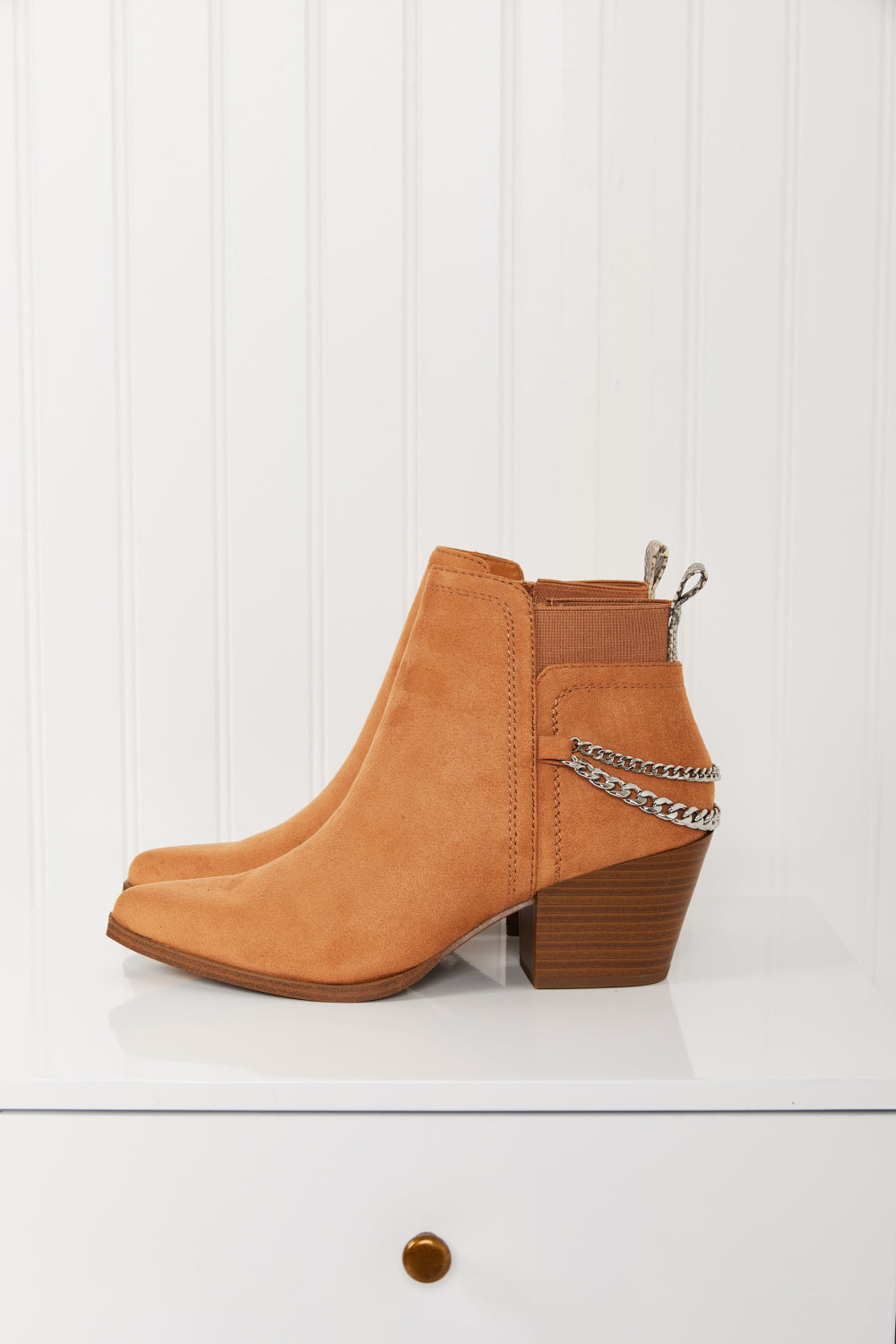 Fortune Dynamic Westside Pointed Toe Chain Detail Ankle Booties