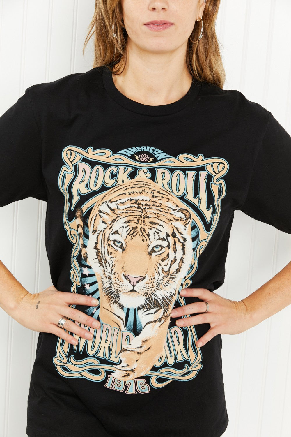 Rock & Roll World Tour 1976 Graphic Tee