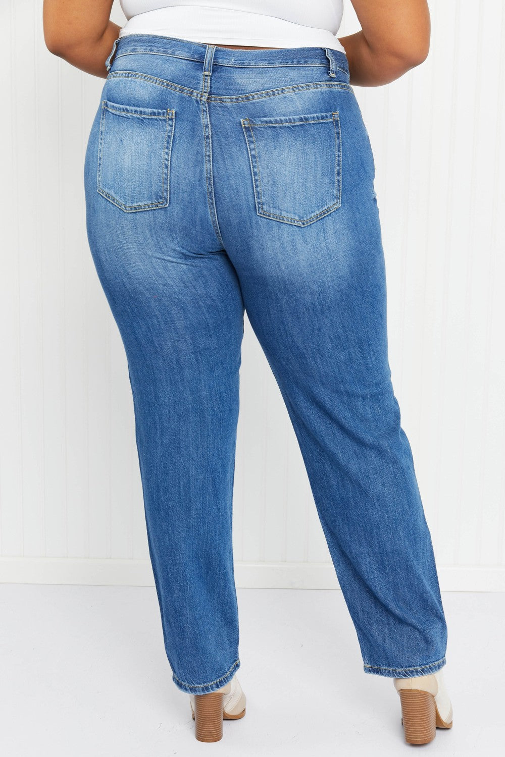 Zenana Brie Full Size Mom Jeans