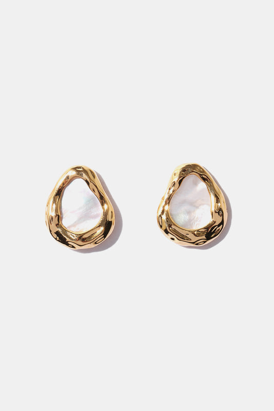 Looking For You Shell Stud Earrings